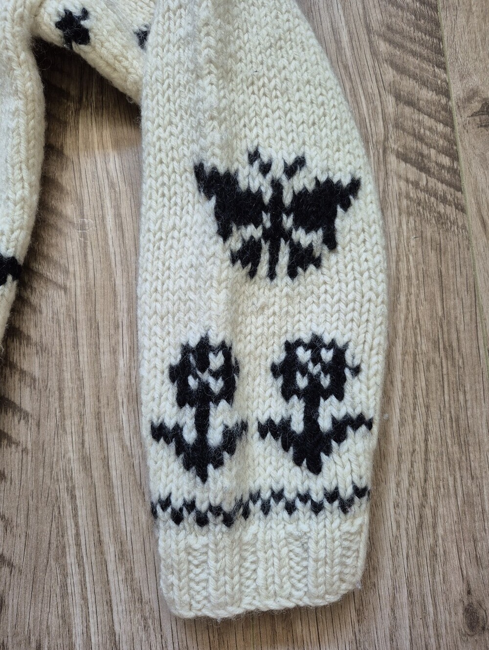 Cymbrion Women's Vintage Grandma Cream Wool Knit Duck Novelty Sweater Size Small - Picture 5 of 6